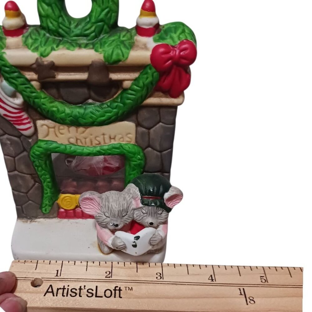 Dayton Hudson Vtg Christmas Mouse Figurine Decoration With Fireplace Scene - Picture 5 of 10